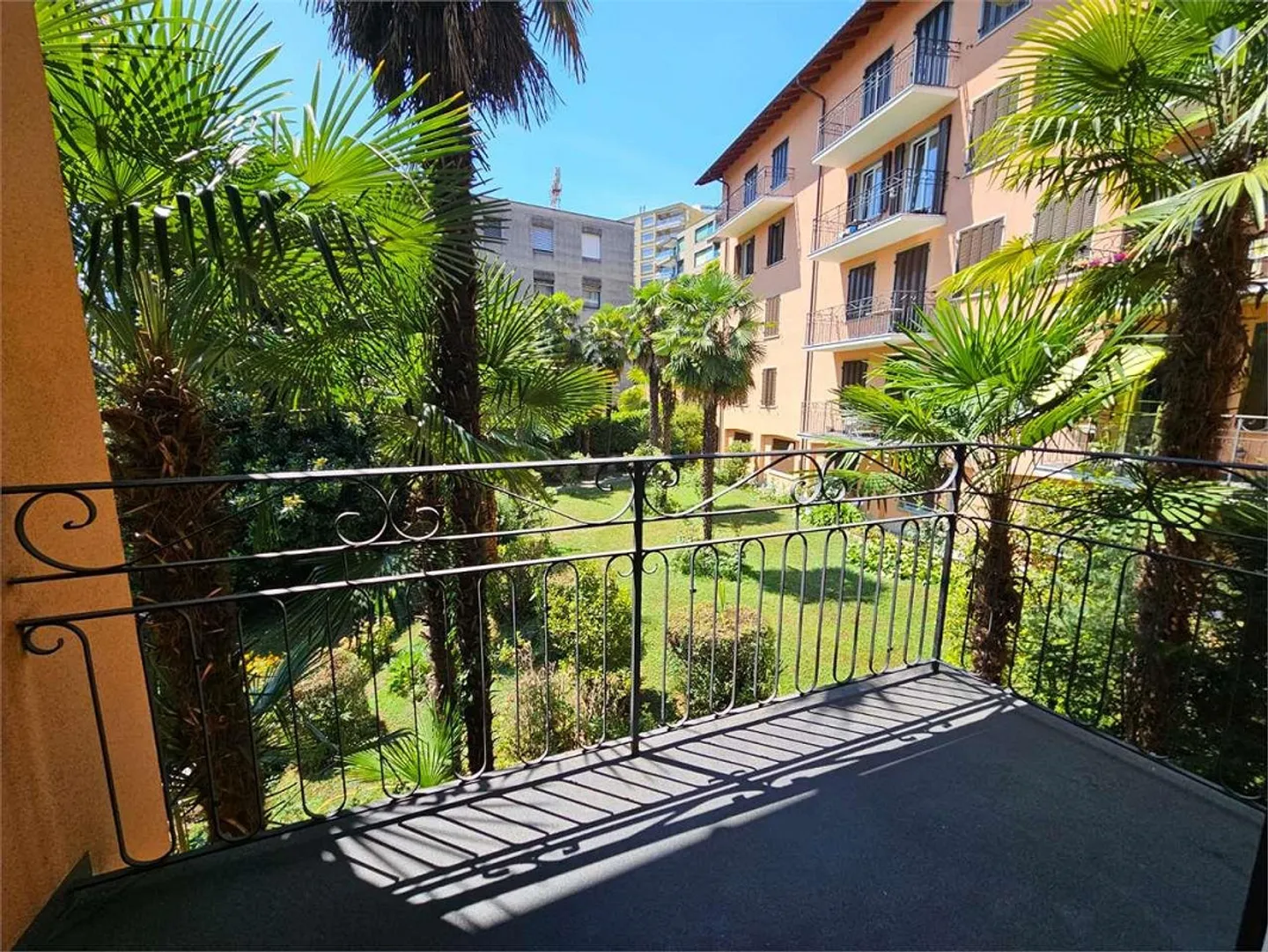 Lugano, bel appartement de 2,5 pièces avec balcon - Photo 5 sur 12