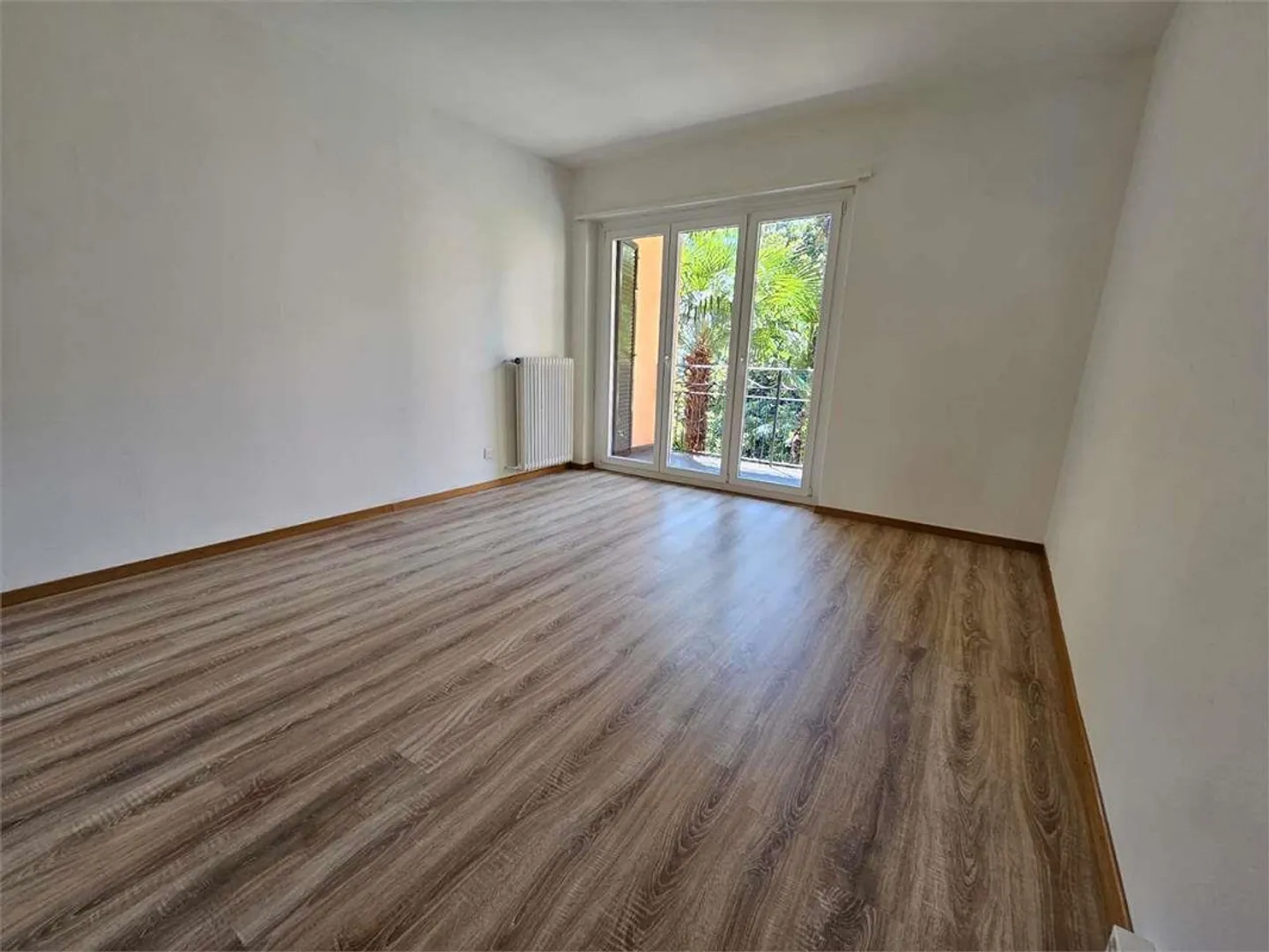 Lugano, bel appartement de 2,5 pièces avec balcon - Photo 3 sur 12