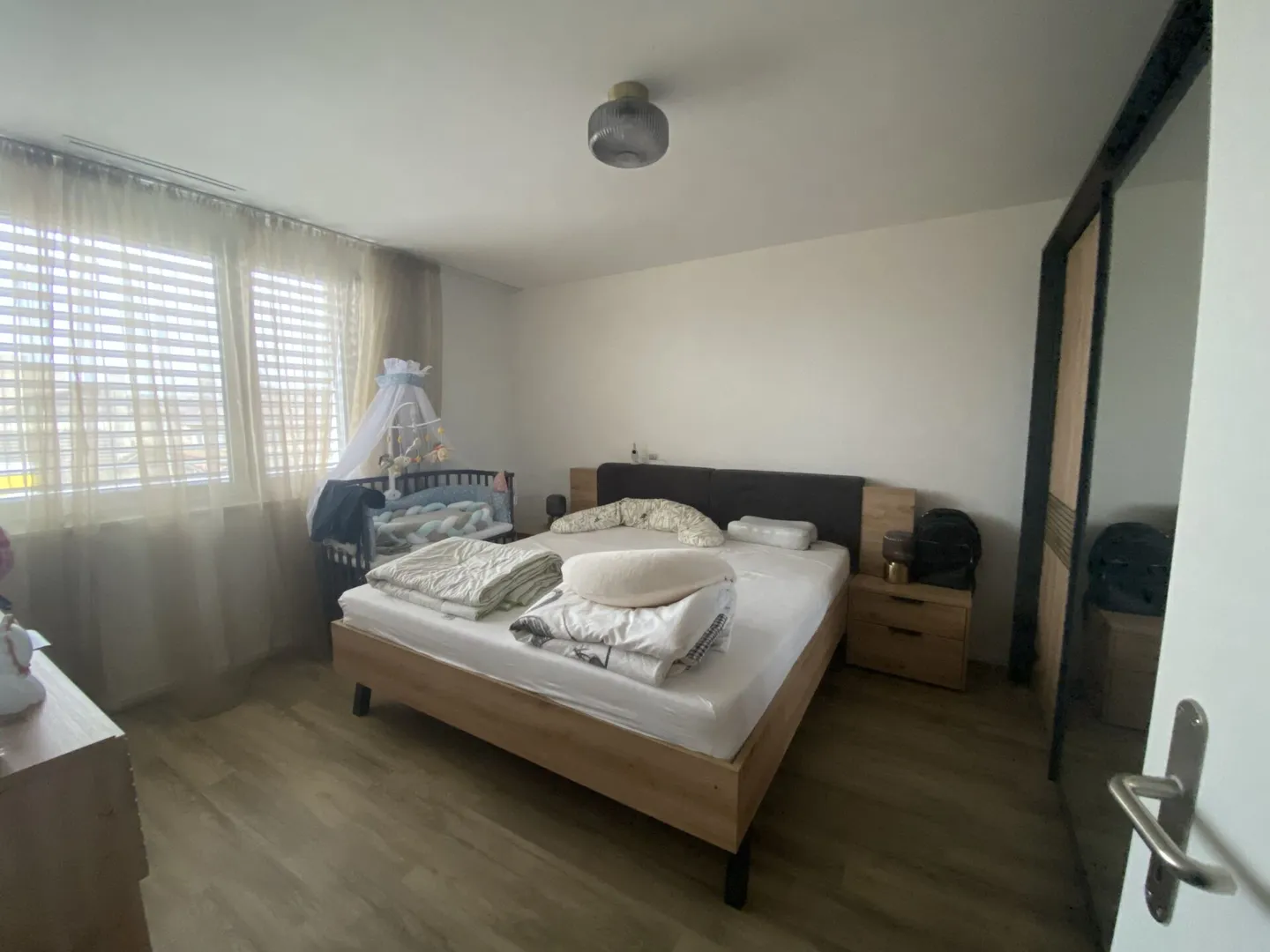 Living on the Boulevard - Stylish City Apartment - Photo 7 of 8