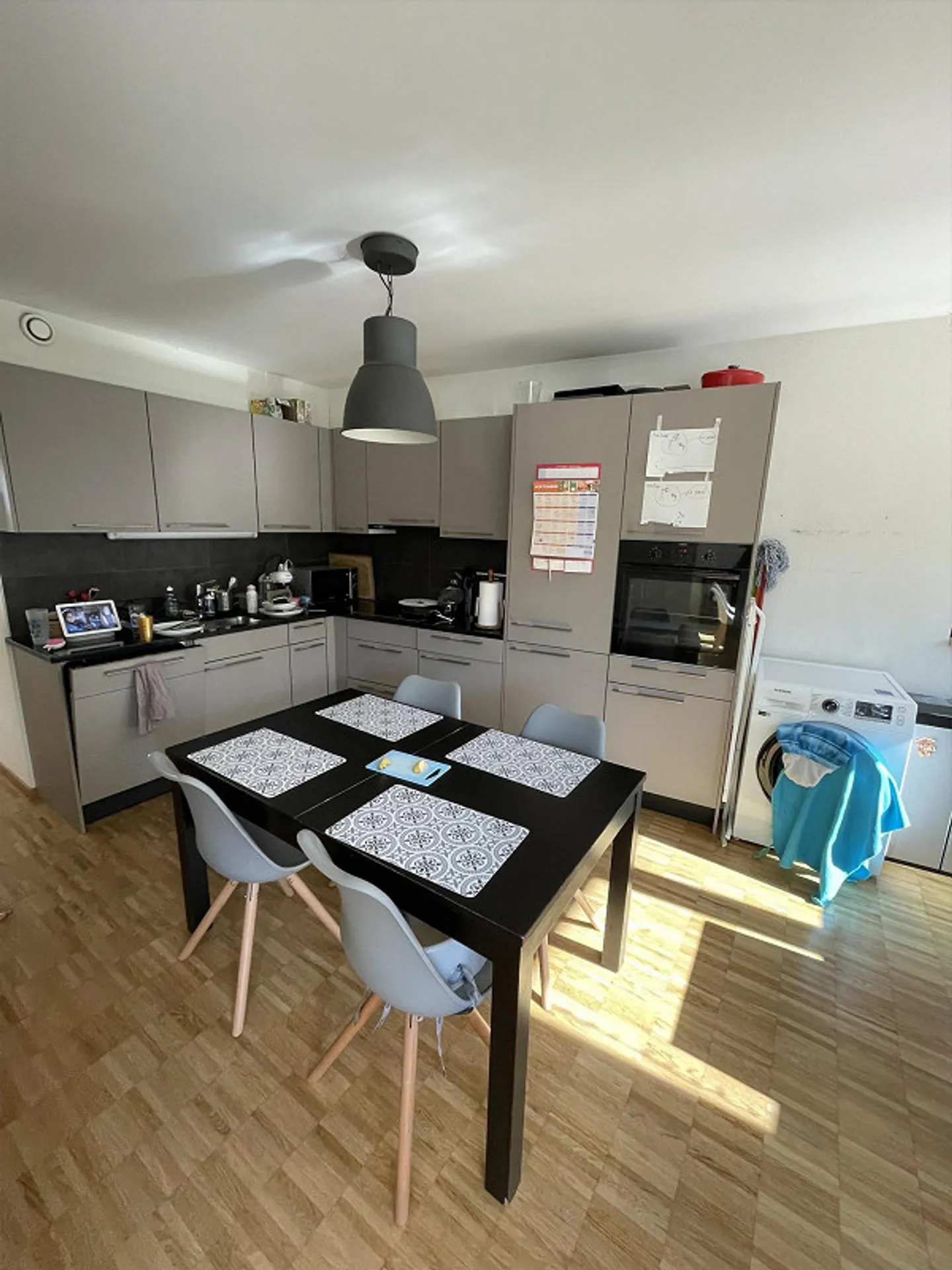 Magnificent apartment close to the Airport - Photo 2 of 8