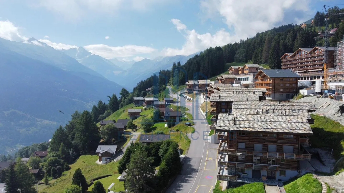 Magnifique Appartement 5.5 pièces - Photo 2 sur 8