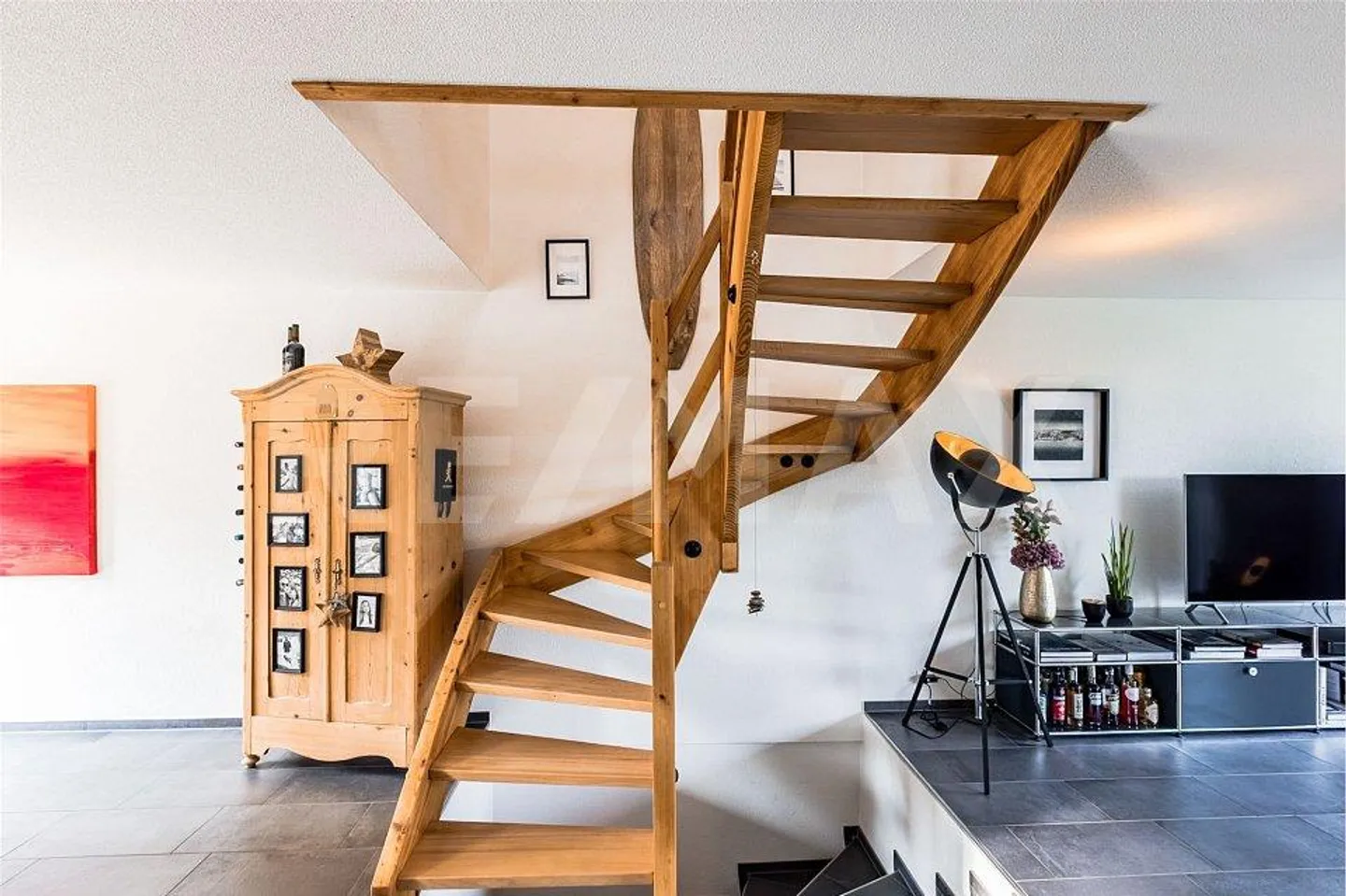 Natura pura davanti alla porta: Casa familiare moderna con vista panoramica - Foto 3 di 13