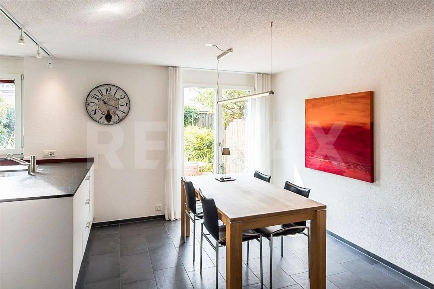 Natura pura davanti alla porta: Casa familiare moderna con vista panoramica - Foto 8 di 13