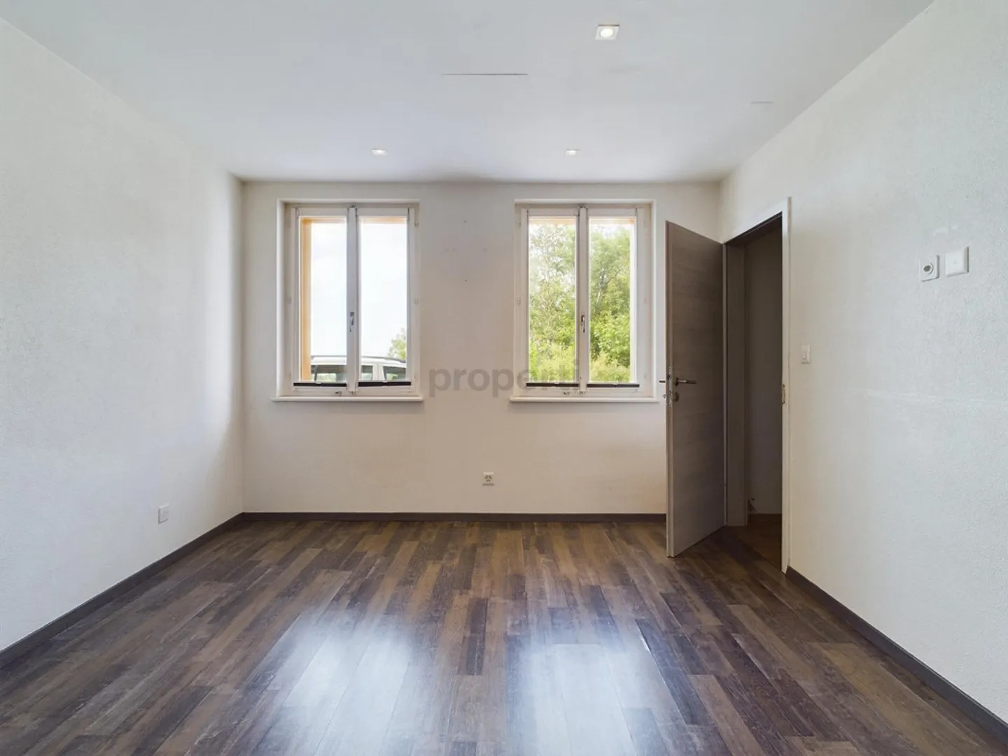 Attractive residential building in sought-after Trogen location - Your solid investment... - Photo 6 of 13