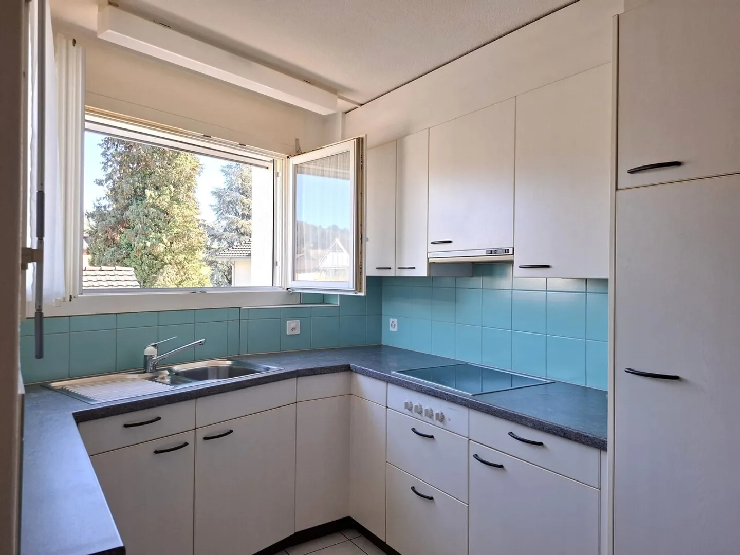 Short distances, quiet living and sunny balcony - Photo 6 of 13