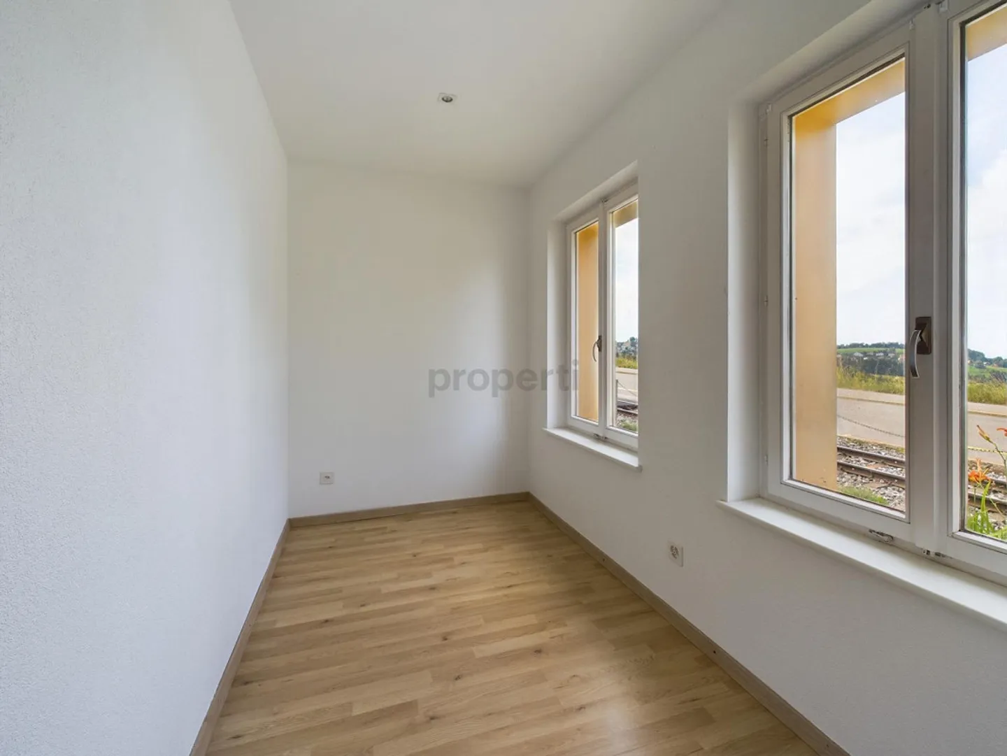 Attractive residential building in sought-after Trogen location - Your solid investment... - Photo 9 of 13