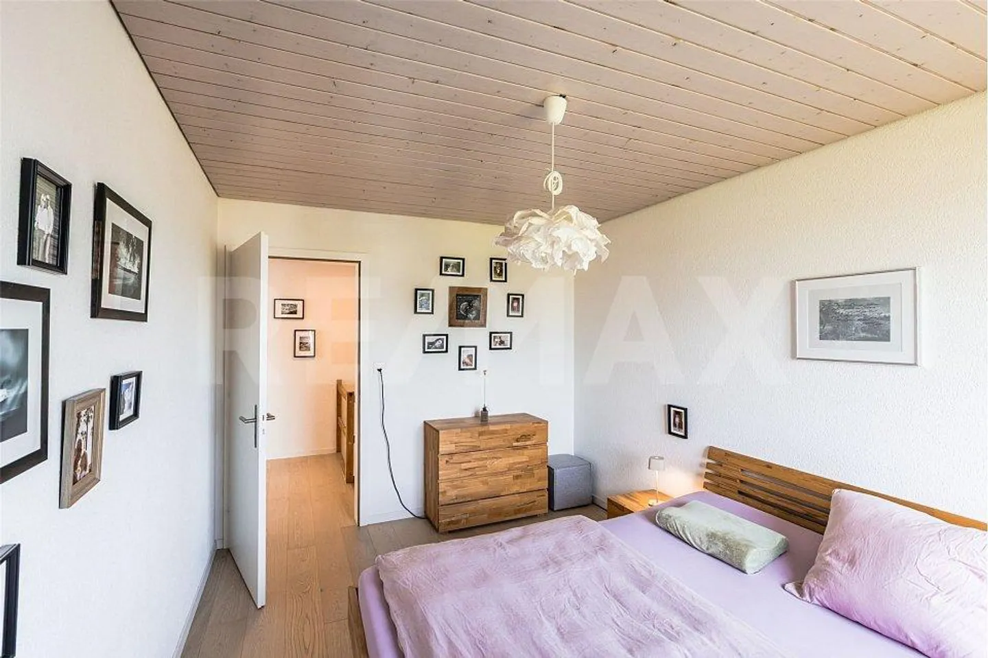 Natura pura davanti alla porta: Casa familiare moderna con vista panoramica - Foto 11 di 13