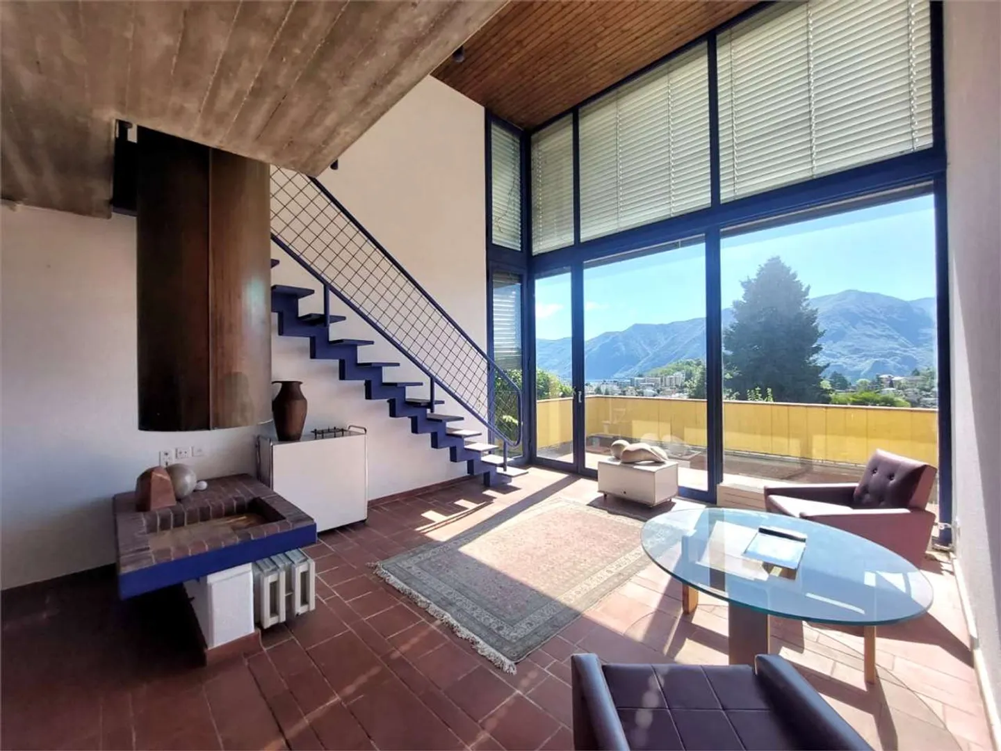 Aussergewöhnliche Villa mit Seeblick - Foto 4 von 10