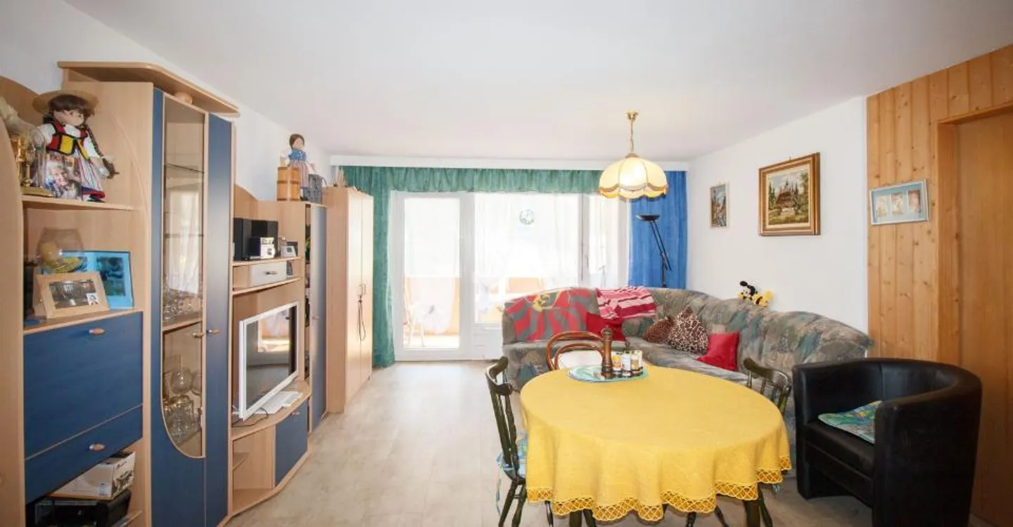 Appartement lumineux 4.5 pièces - Photo 3 sur 12