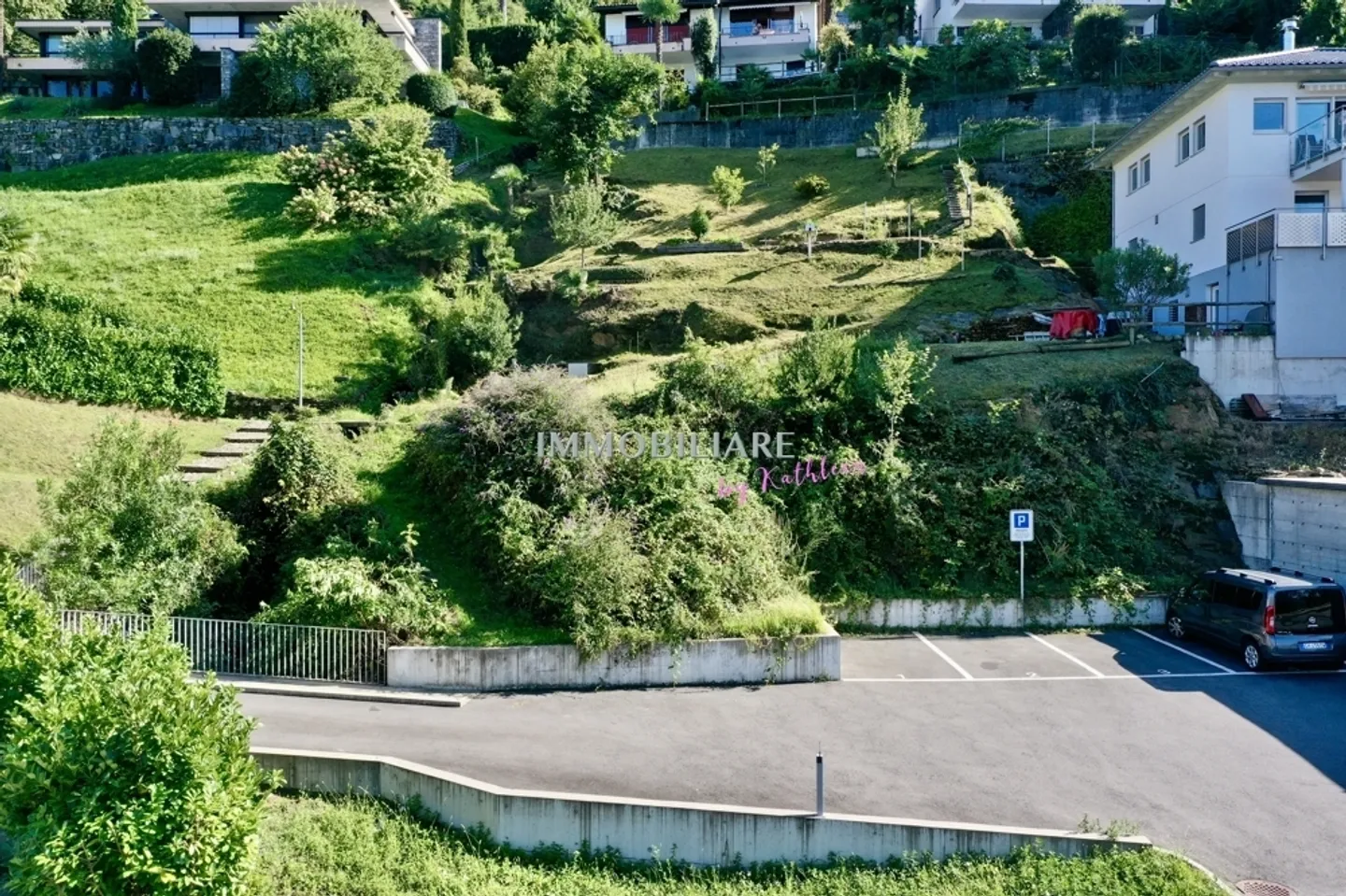 Grundstück mit Seeblick und 4 Parkplätzen - Foto 5 von 6