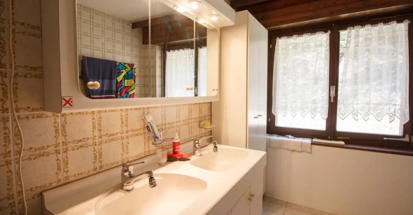 Appartement lumineux 4.5 pièces - Photo 8 sur 12