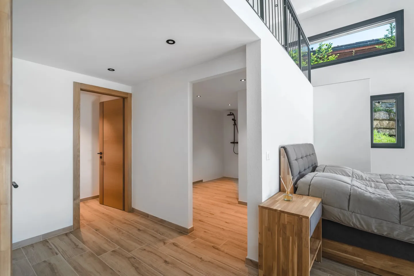 New chalet in Crans-Montana with panoramic views. - Foto 12 von 22