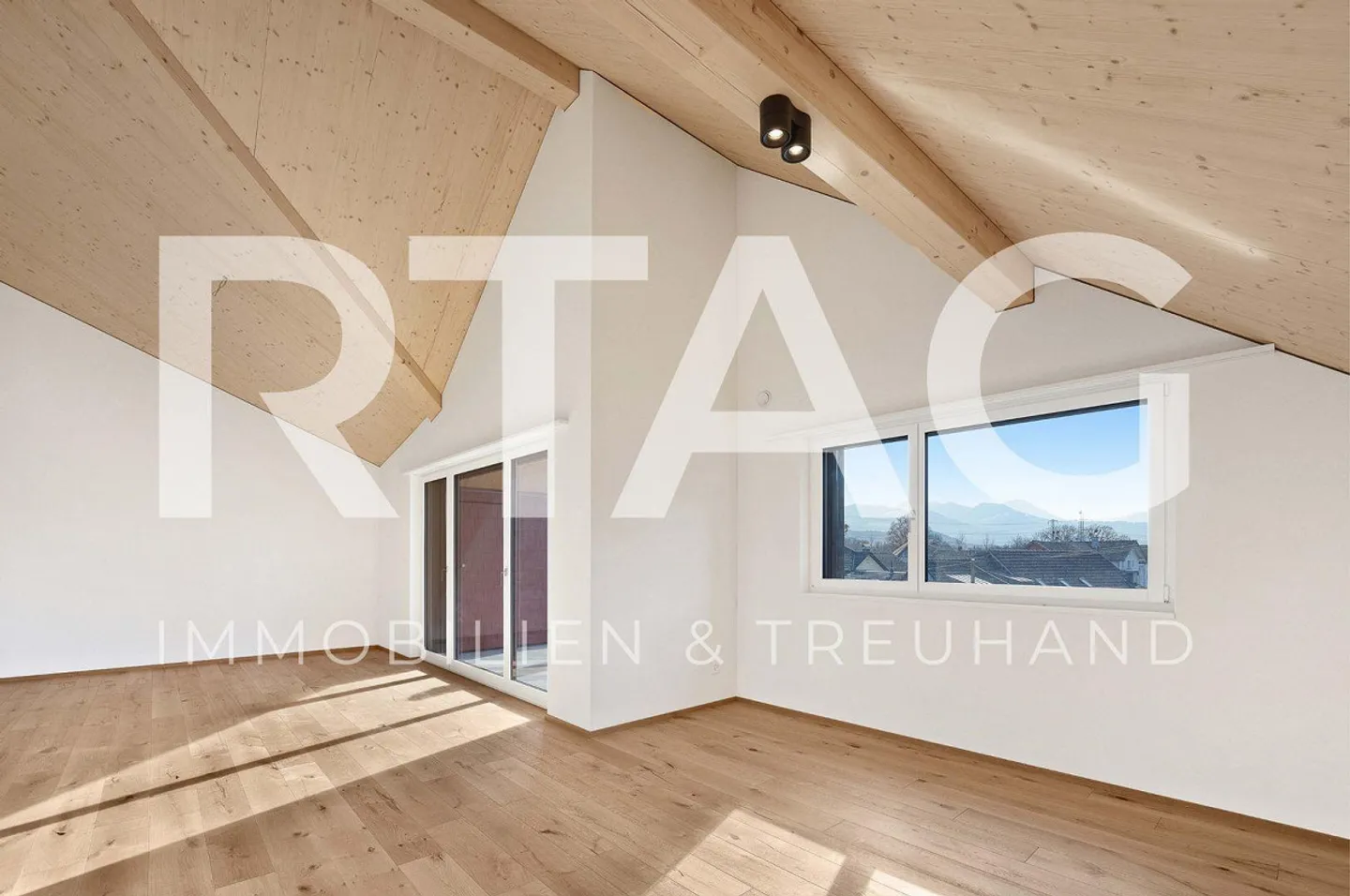 Appartement 4.5 pièces - Photo 1 sur 13