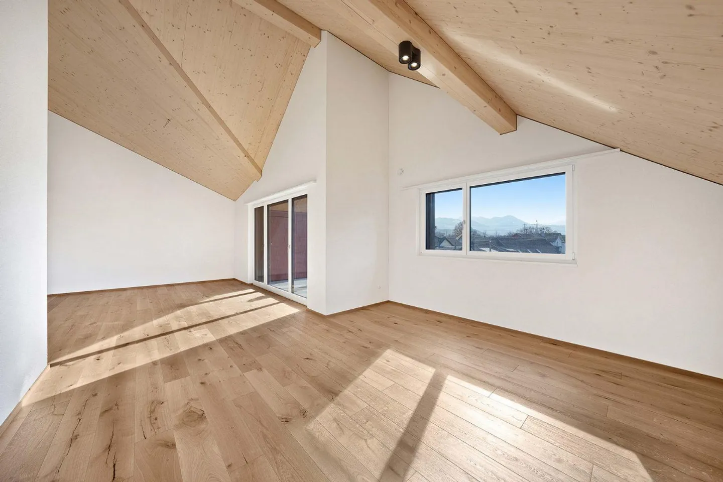 Appartement 4.5 pièces - Photo 2 sur 13