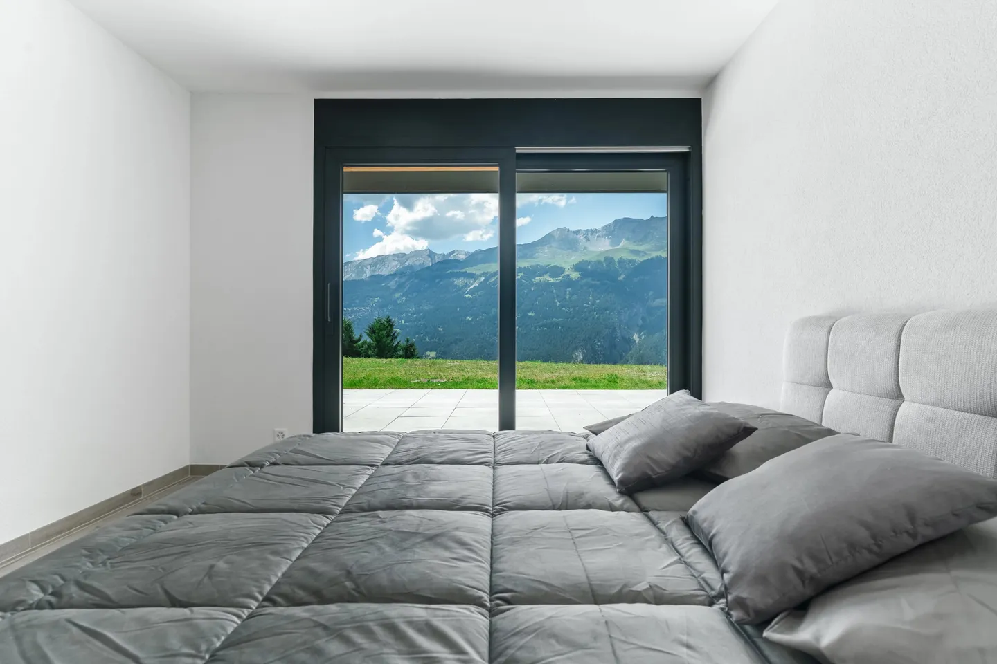 New chalet in Crans-Montana with panoramic views. - Foto 19 von 22