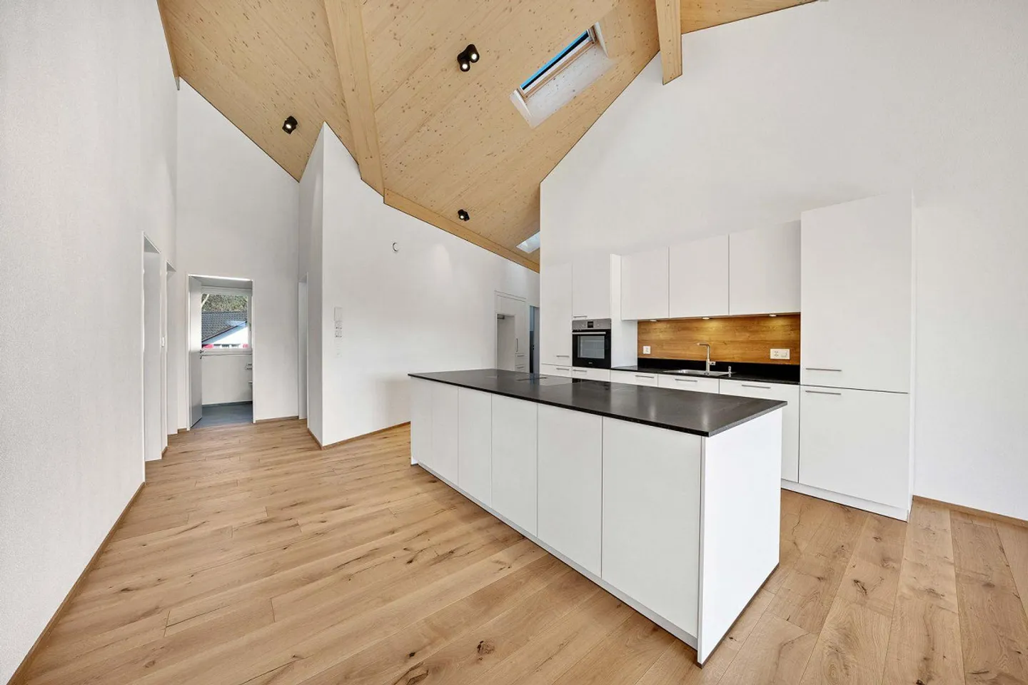 Appartement 4.5 pièces - Photo 4 sur 13