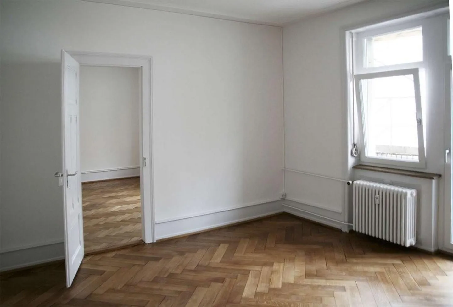 Immeuble ancien dans le quartier Matthäus - Photo 2 sur 5