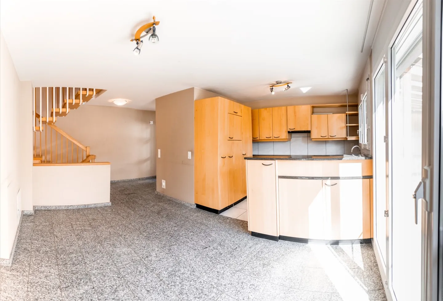 Charmantes Doppeleinfamilienhaus - Foto 7 von 33