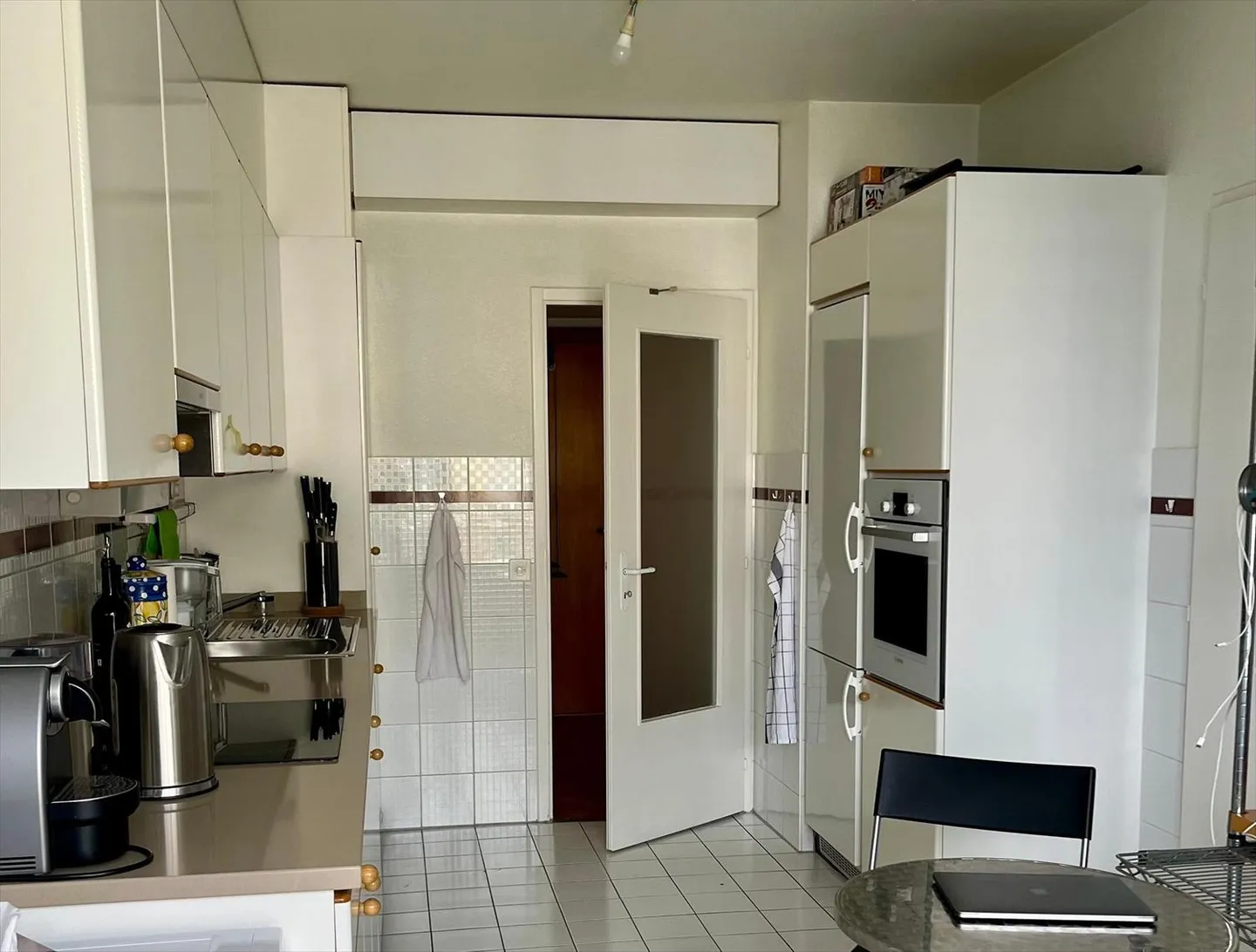 Apartment - Photo 14 of 15