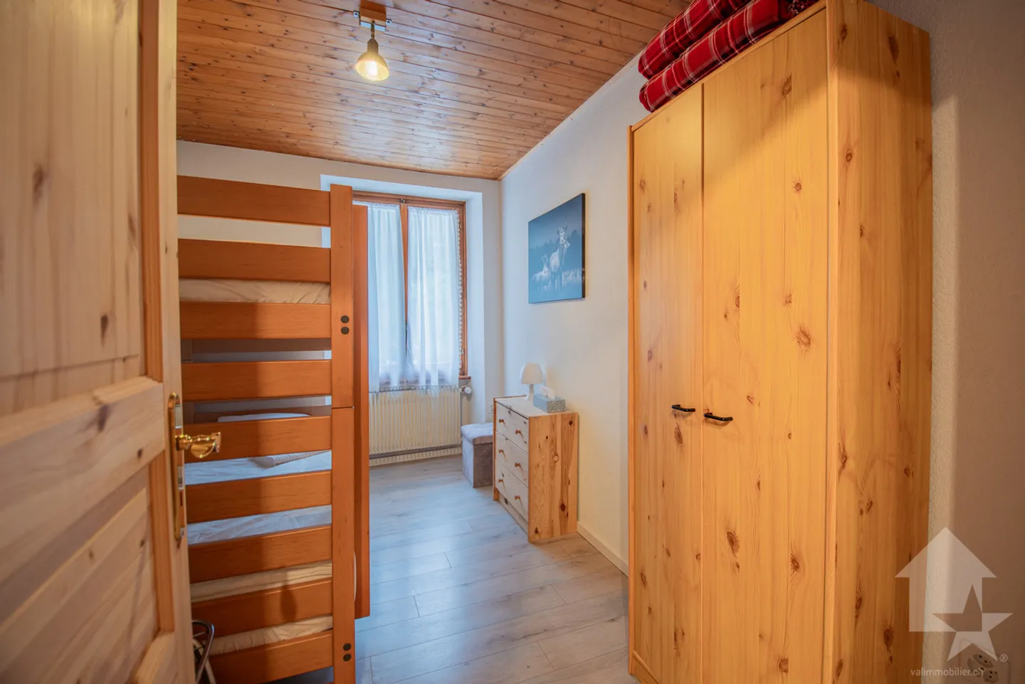 Mixed-use building with ongoing activities - Le Châtelard (VS) - Photo 17 of 30