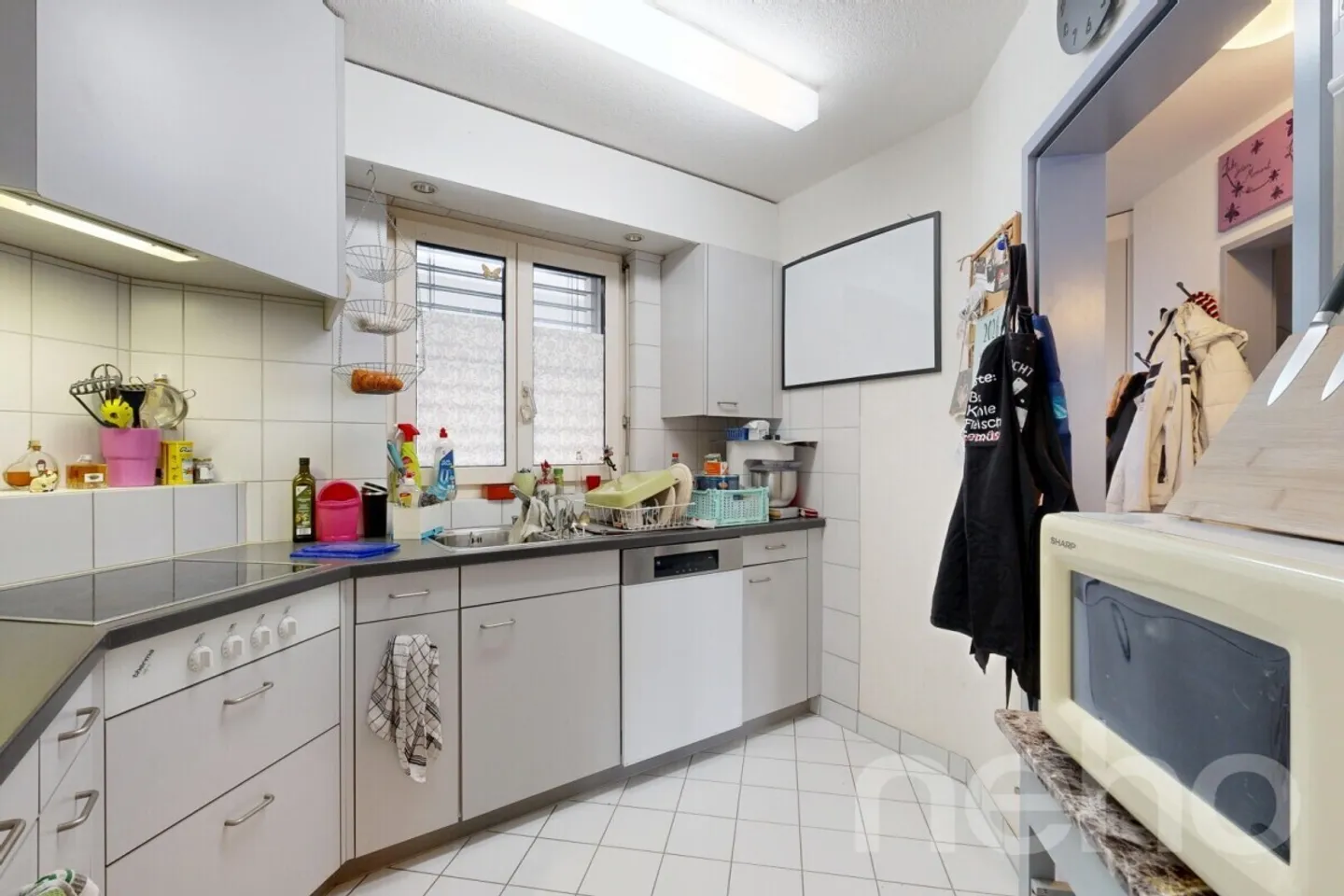 Vie confortable sur deux étages avec terrasse ensoleillée - Photo 4 sur 10