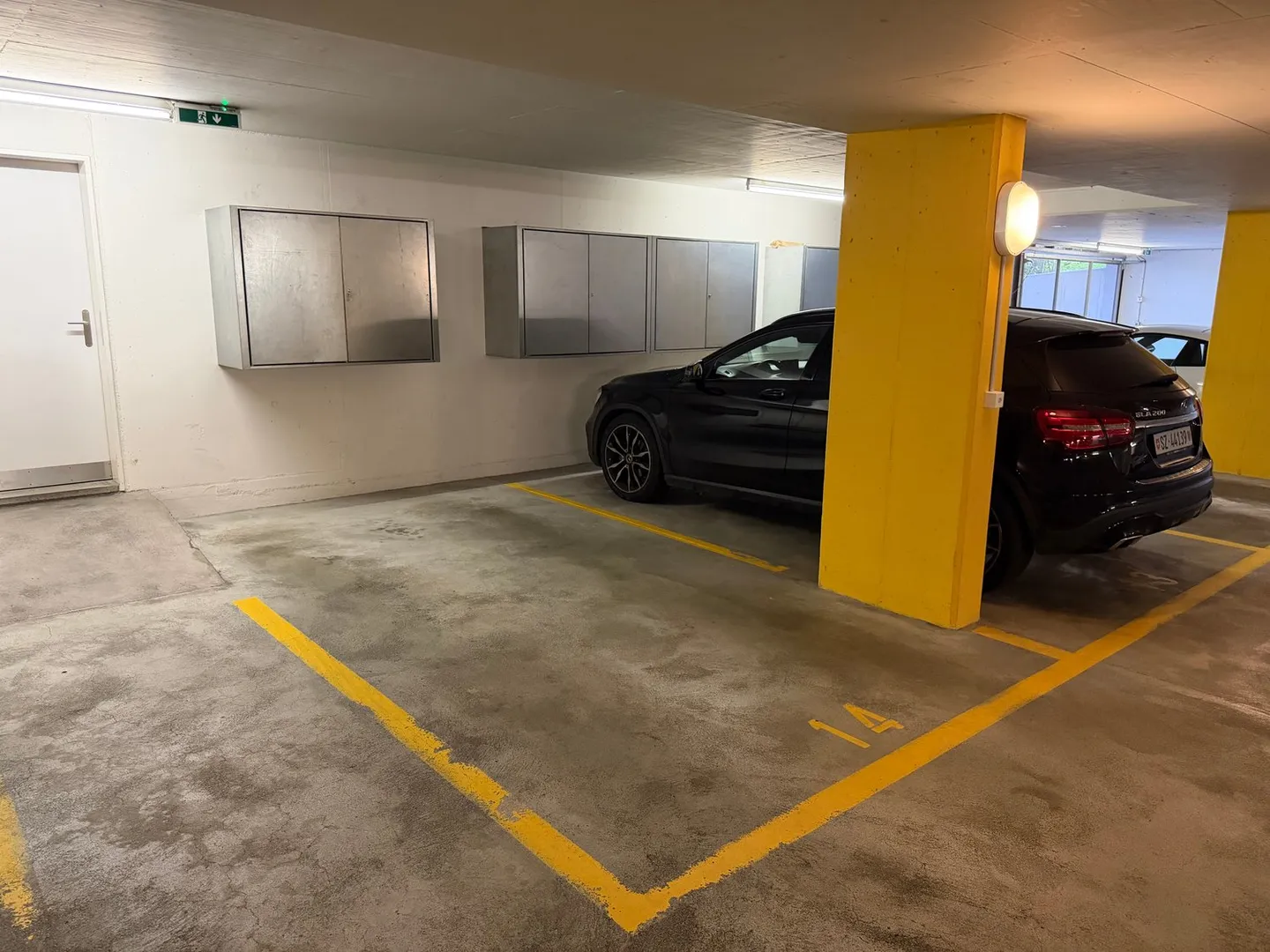 Posto auto sotterraneo in posizione centrale a Wilen b. Wollerau - Foto 1 di 2