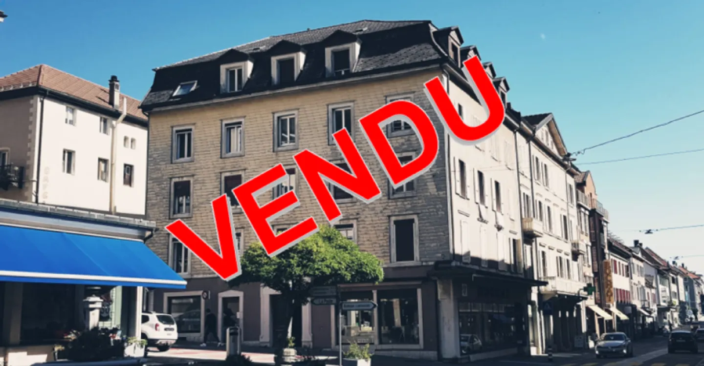 St-Imier, edificio in affitto con 8 appartamenti e 2 negozi - Foto 1 di 1