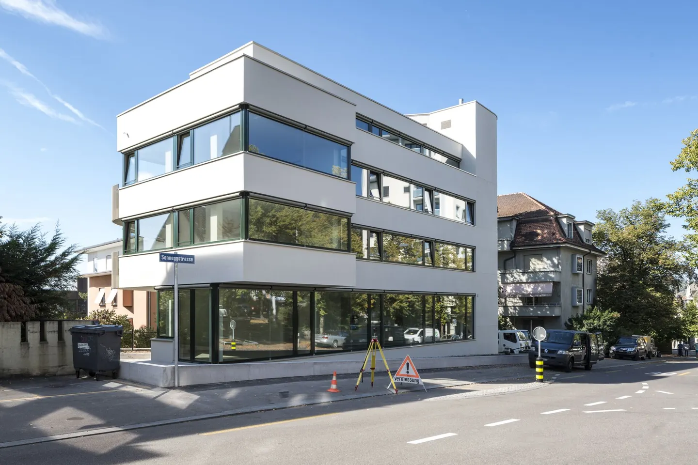 Parkplatz in Zürich - Foto 1 von 2