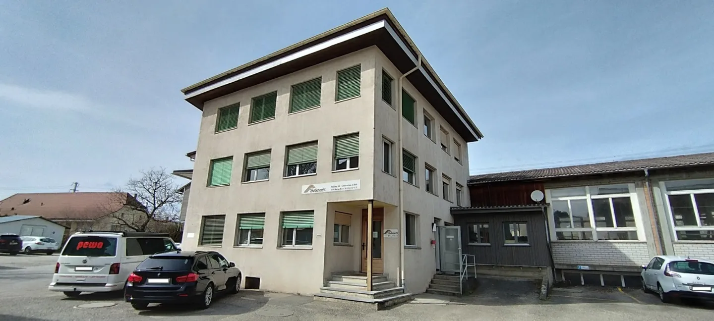 Ufficio e Laboratorio a Murten - Foto 1 di 13