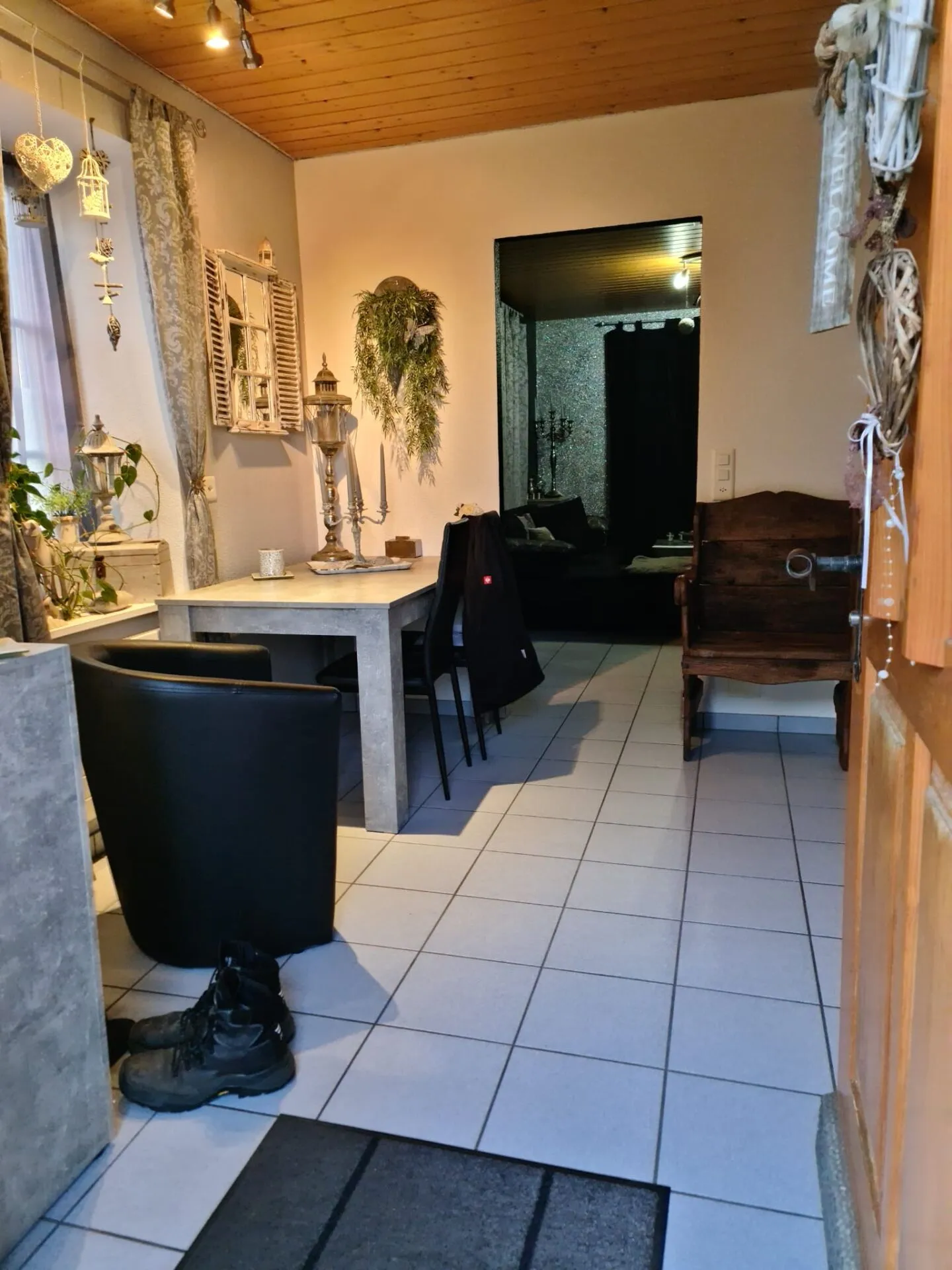 Two-family house / single-family house with apartment - Photo 22 of 30