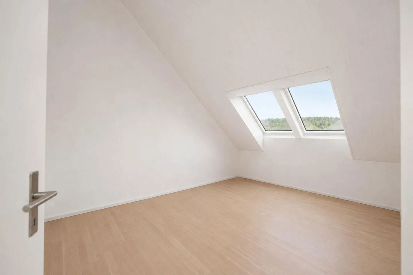 Spacious Duplex Apartment in Elgg - Photo 13 of 15
