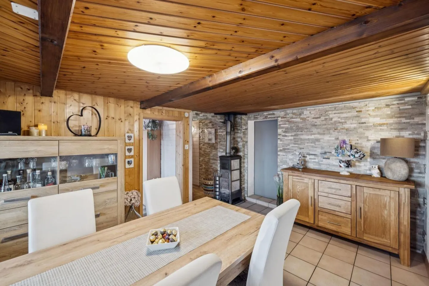Maison avec deux appartements et vue imprenable - Photo 4 sur 7