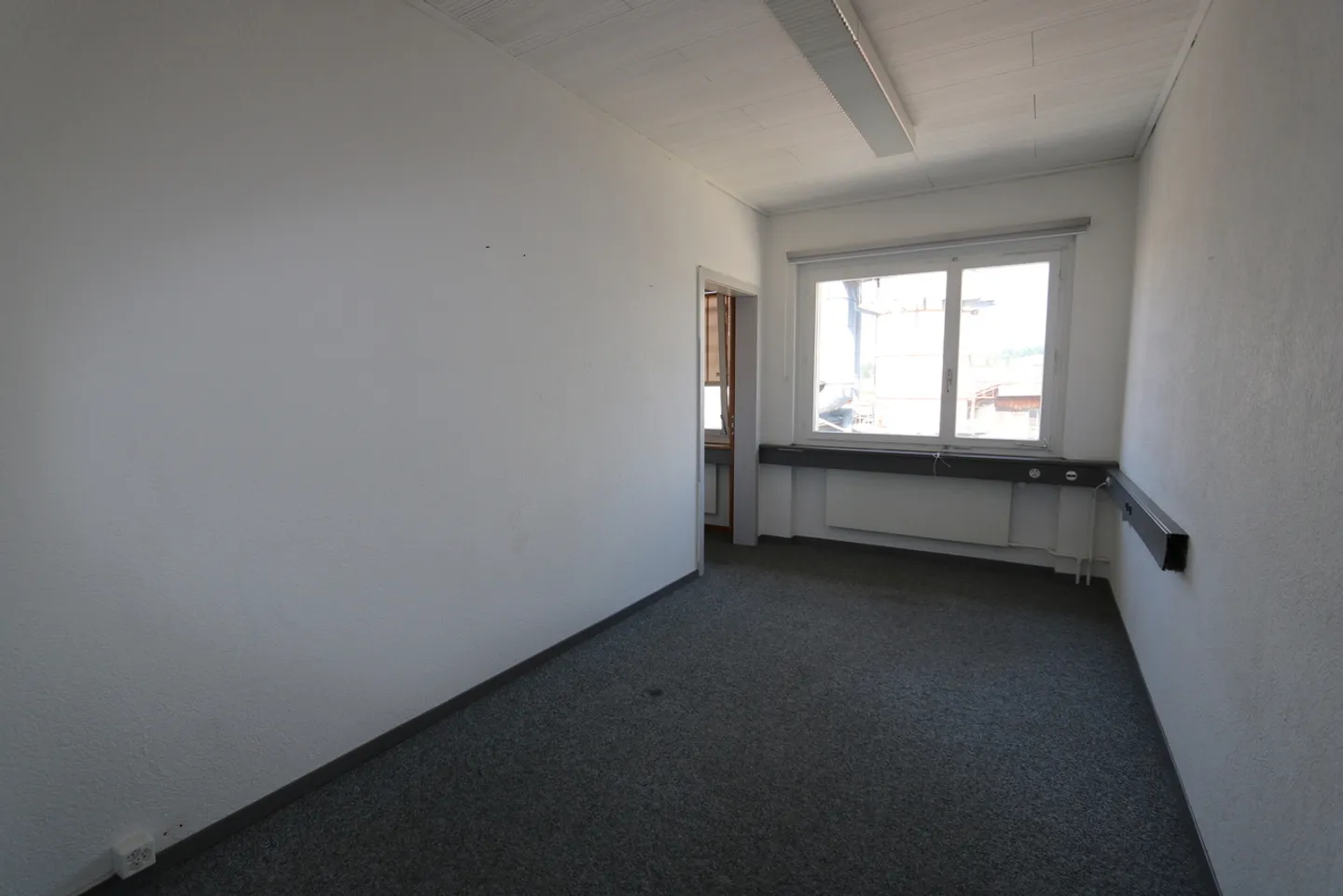 Ufficio e Laboratorio a Murten - Foto 10 di 13
