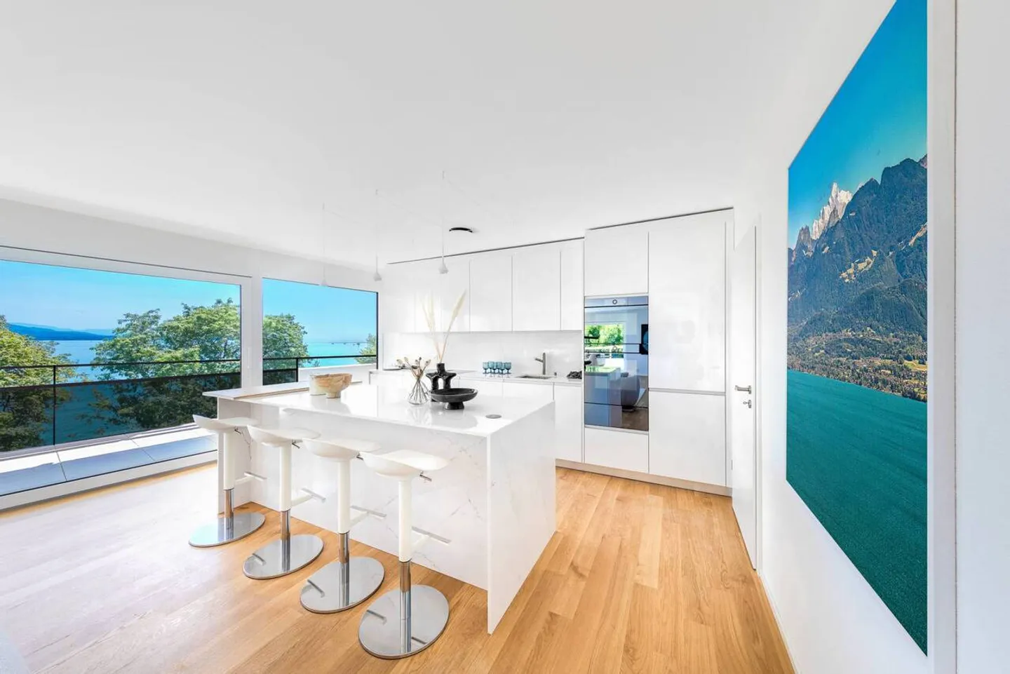 Neue Promotion: 5,5-Zimmer-Wohnung mit überdachtem Balkon und Terrasse - Foto 4 von 12