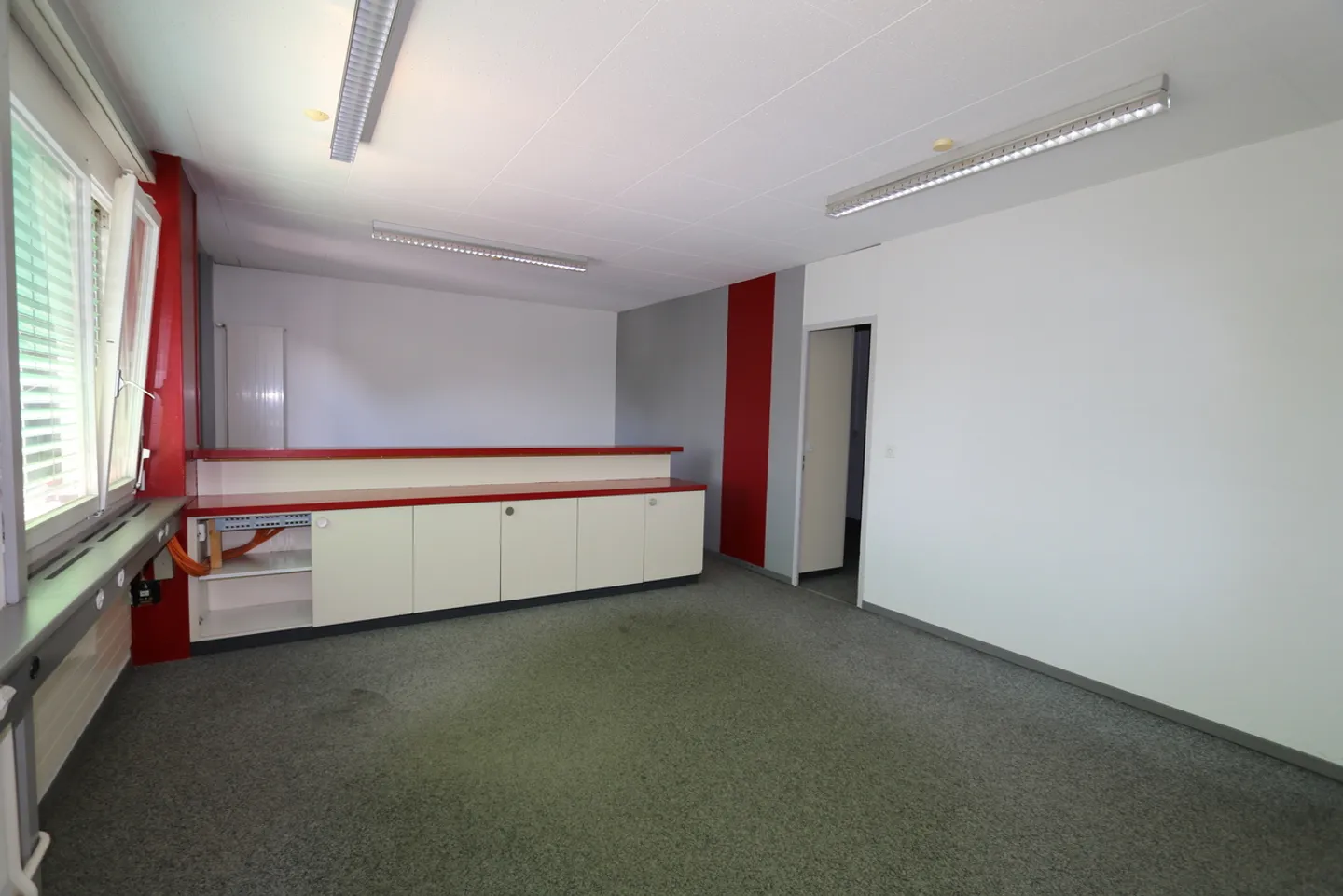 Ufficio e Laboratorio a Murten - Foto 5 di 13