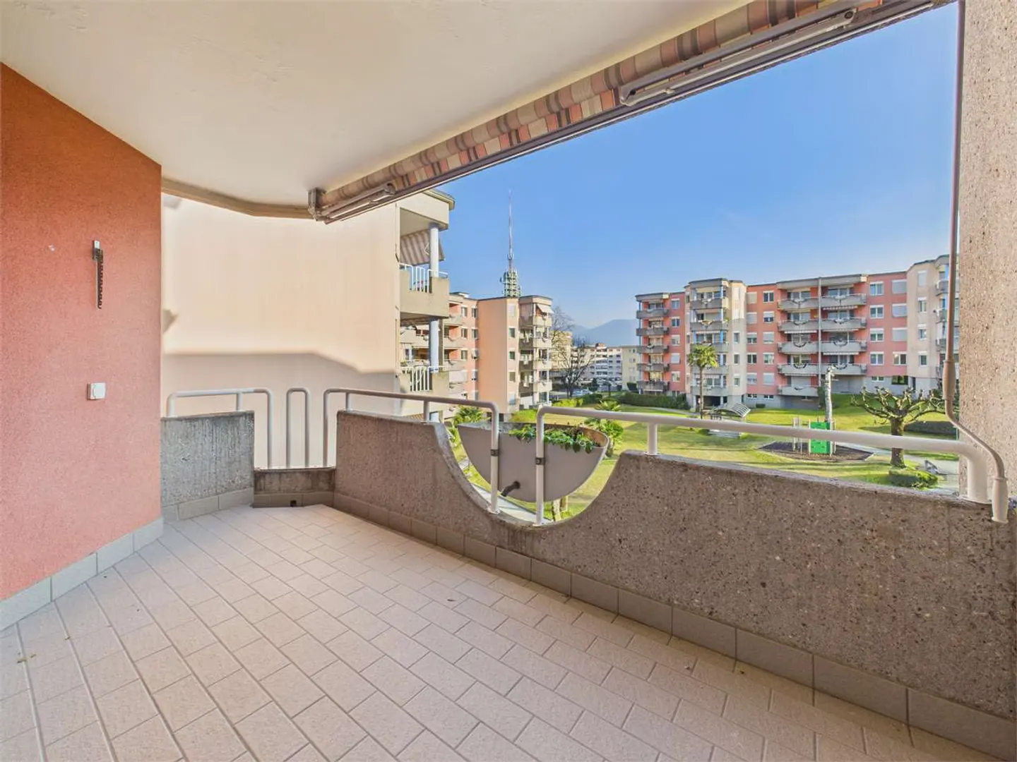 Breganzona - 3,5 Zimmer komplett renoviert - Foto 8 von 8