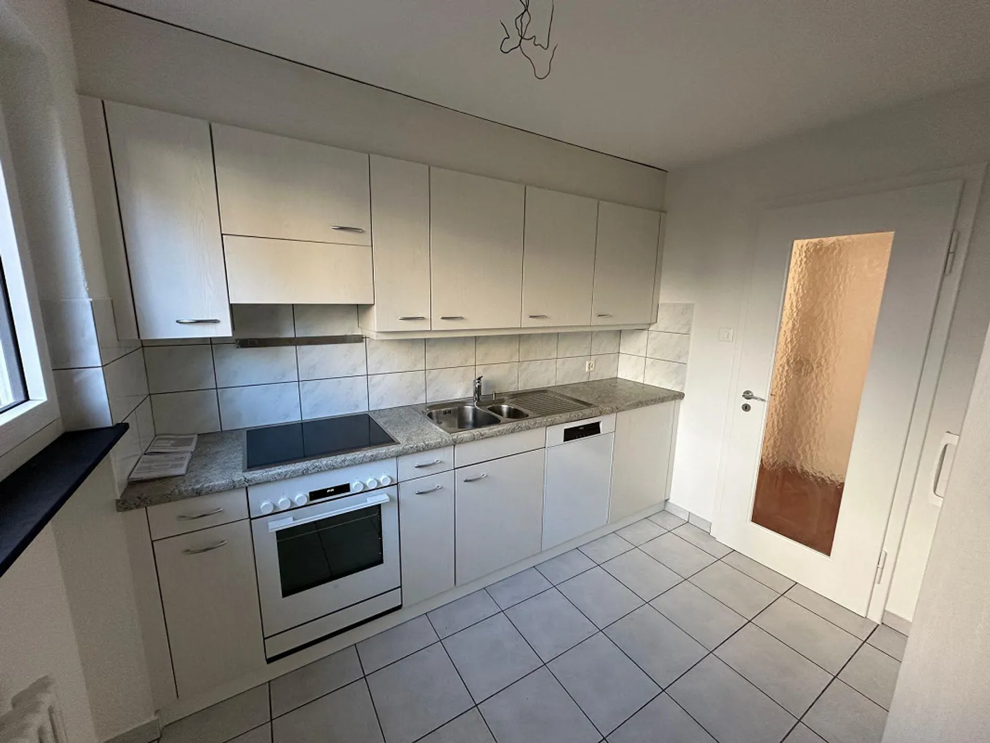 3-room apartment on the 1st floor for rent in 8304 Wallisellen - Photo 2 of 8