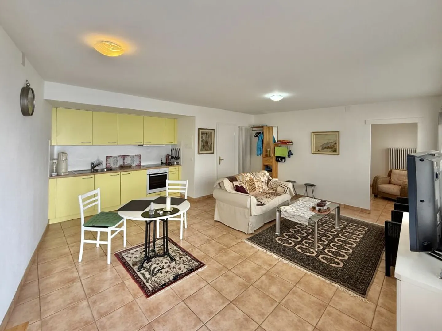 Two-family villa with lake view in a sought-after location of Ronco sopra Ascona - Photo 17 of 17