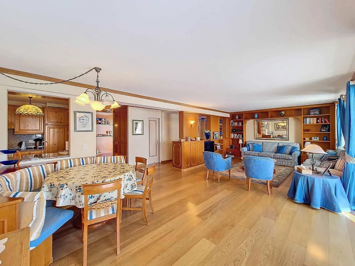 Appartamento 7.5 stanze - Foto 4 di 10