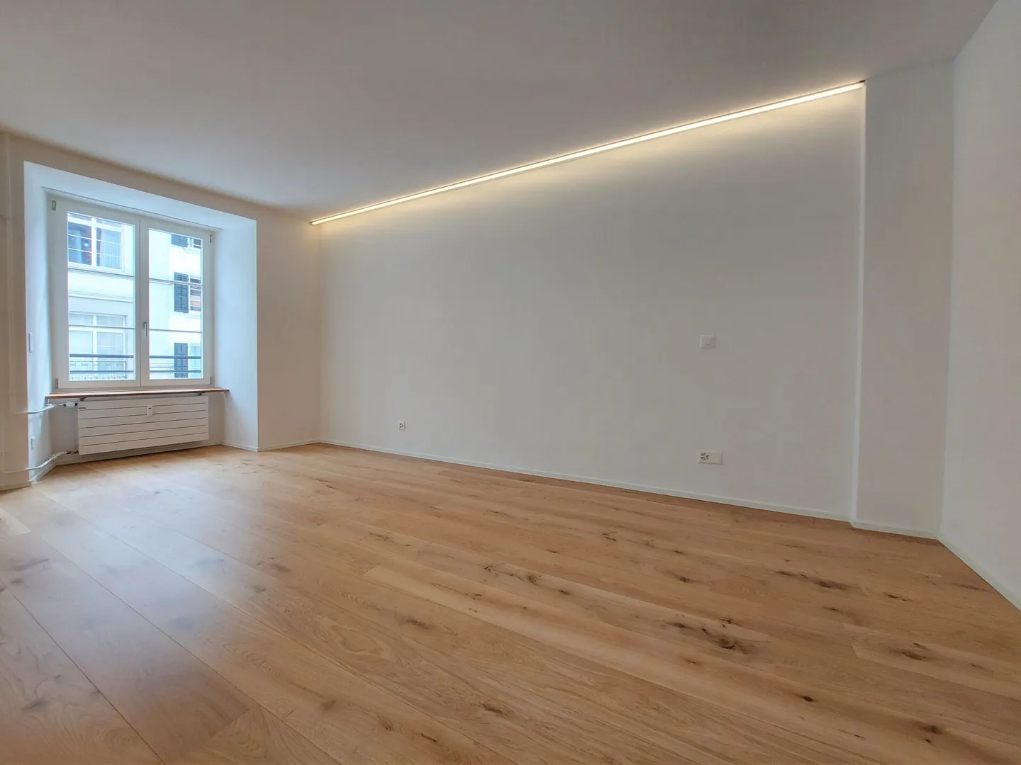 Renovated apartment for rent - Photo 7 of 9