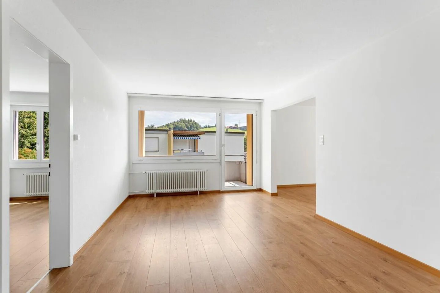 Affordable 4.5-room apartment - quietly located and in green surroundings - Photo 5 of 15