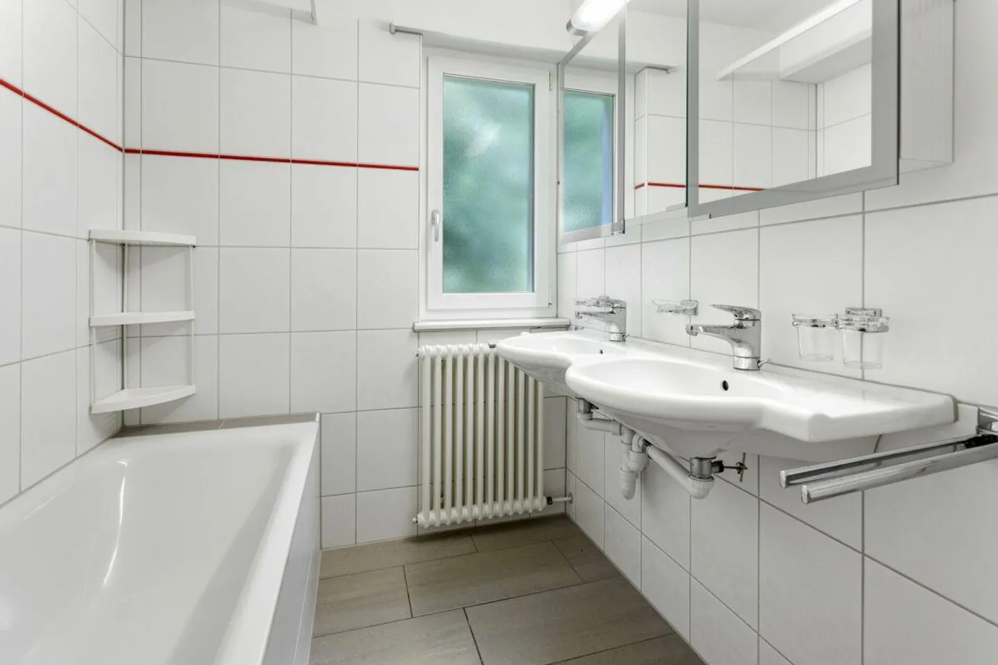 Affordable 4.5-room apartment - quietly located and in green surroundings - Photo 2 of 15