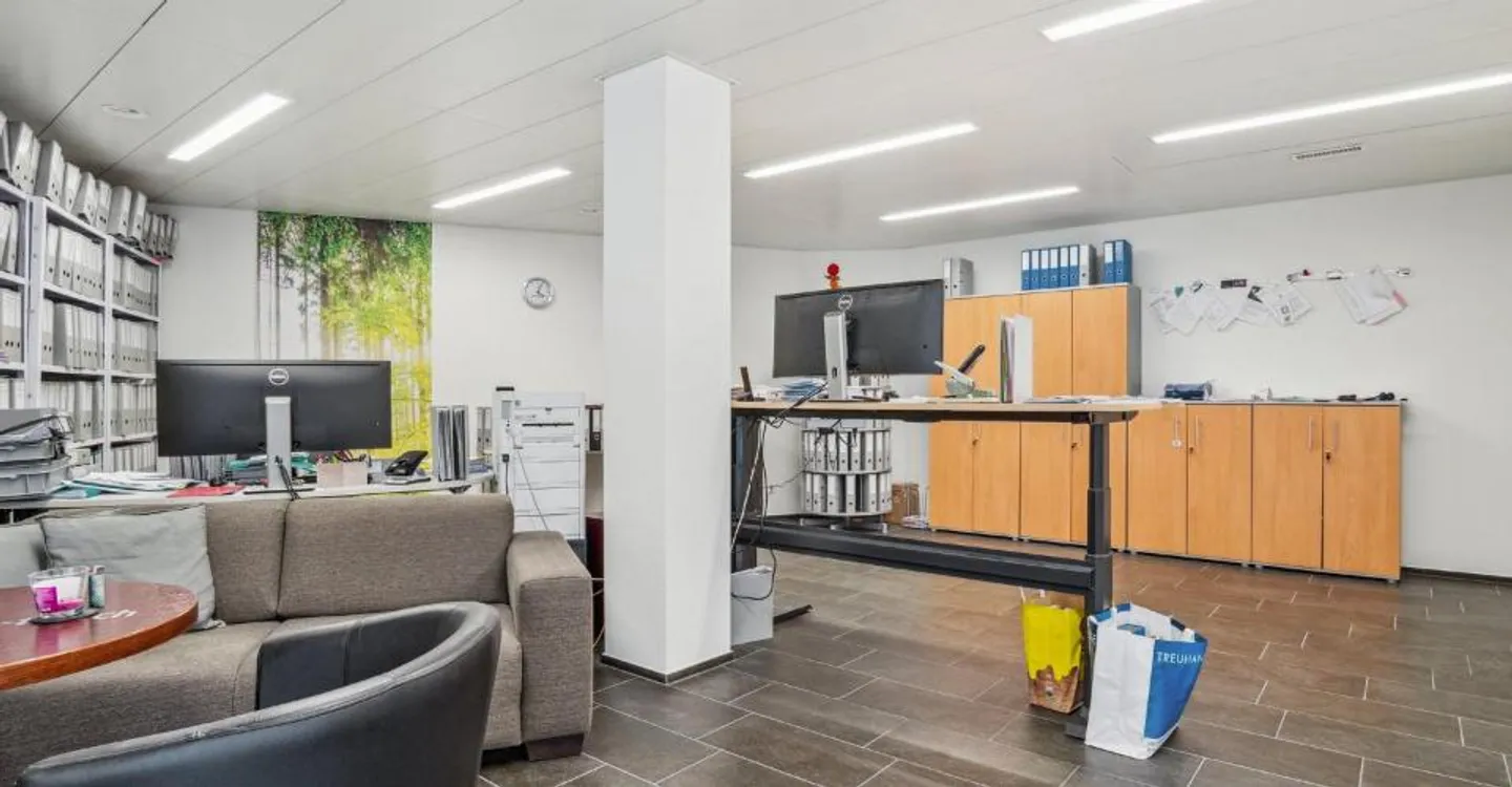 Locaux commerciaux (91m2) - Photo 4 sur 7