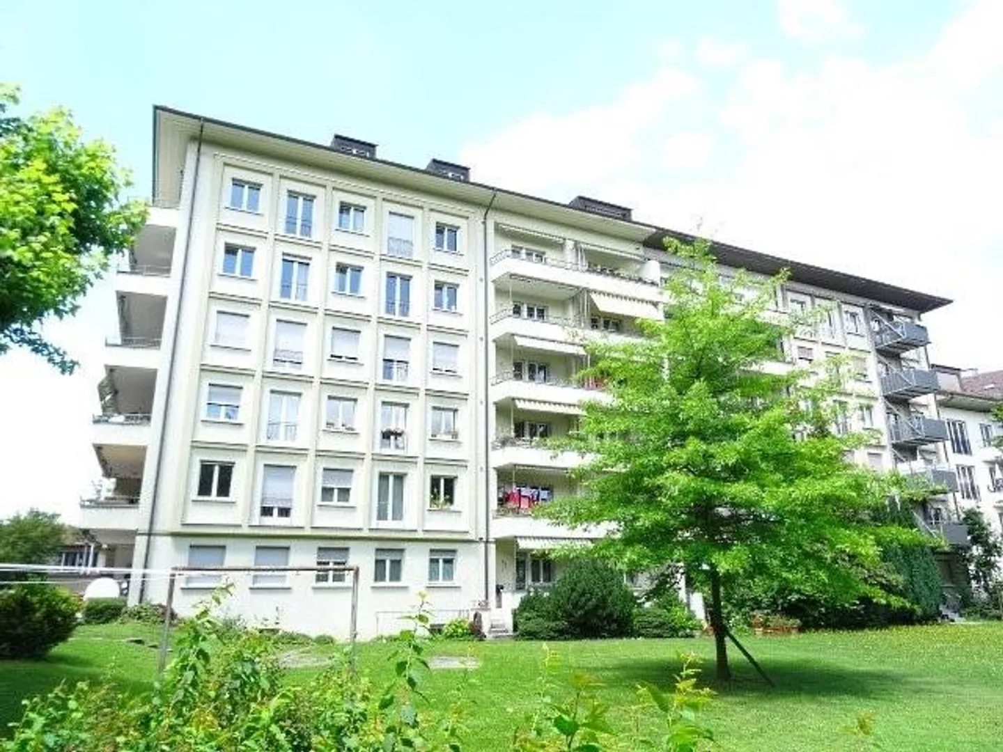 Stadtnahe 3.5-ZW à 96 m² zuoberst im 6. OG - Foto 1 von 7