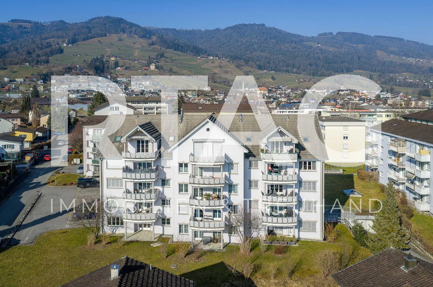 4.5-Zimmer-Wohnung - Foto 1 von 12