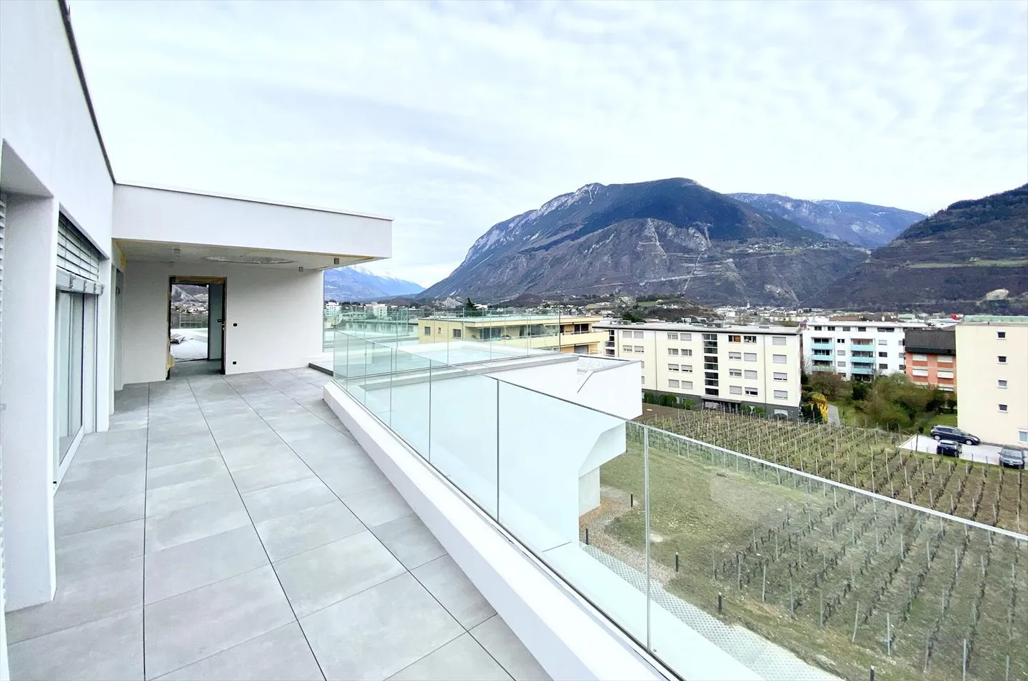 Attico 3.5 stanze - Foto 3 di 13