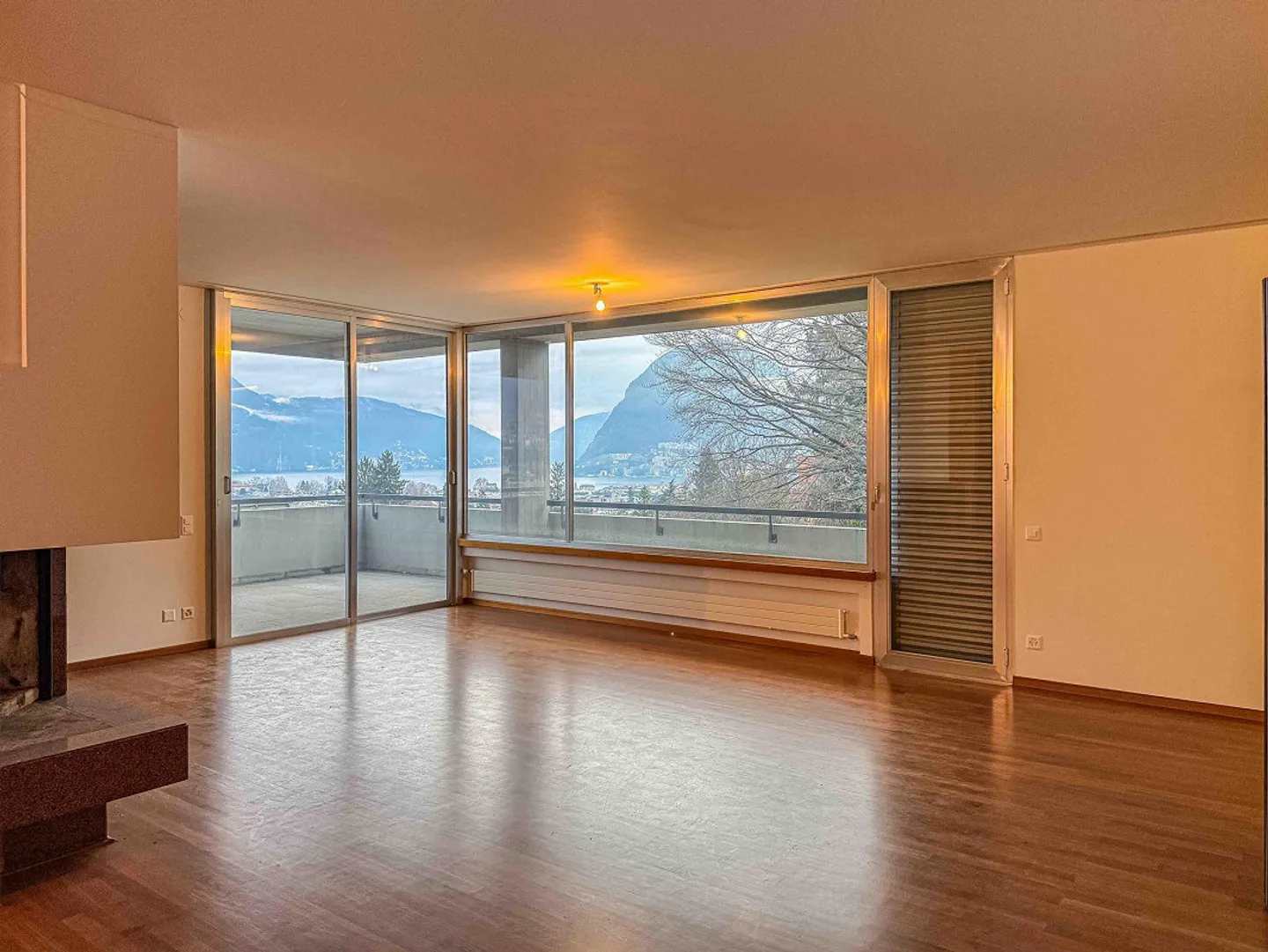 Grande villa vista lago a Lugano - Foto 2 di 15