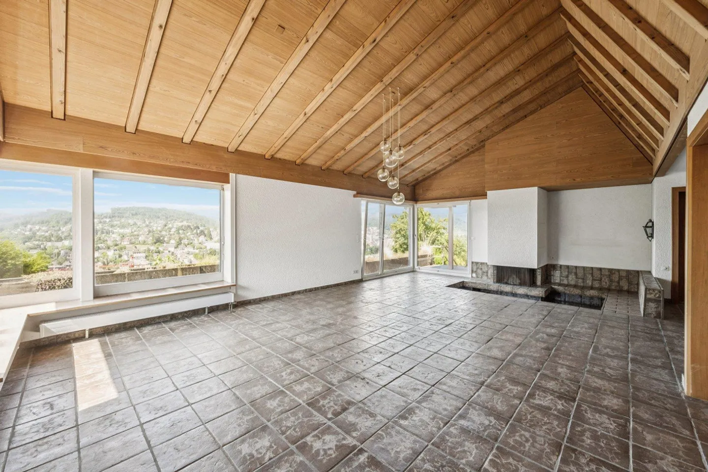 Maison résidentielle et terrain à bâtir - Investissement à double potentiel - Photo 2 sur 18