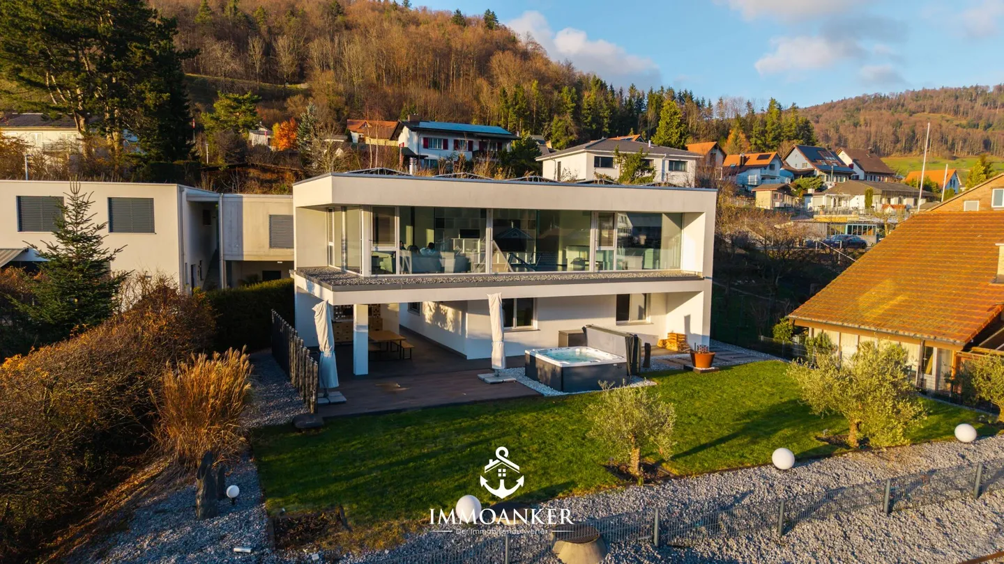 Die Adresse, die man sich merkt. Der Luxus den man spürt 5.5 Zimmer Einfamilienhaus in Nunningen - Foto 14 von 14