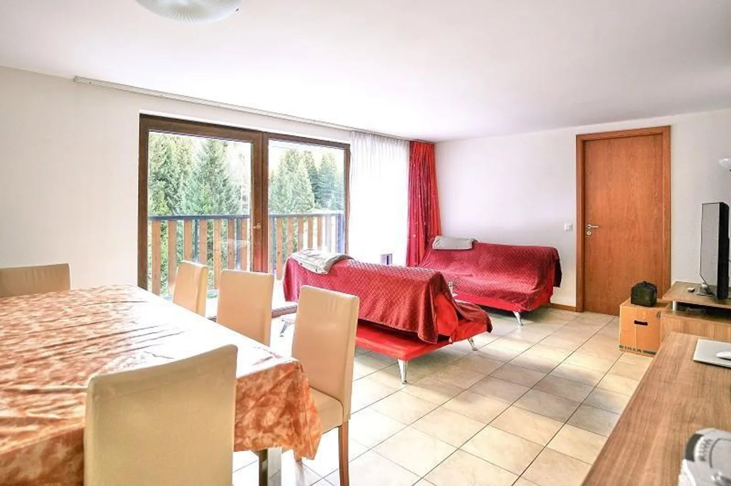 «2 1/2-Zimmer-Wohnung mit Hallenbad / appartamento di 2 1/2 locali con piscina» - Foto 2 von 26